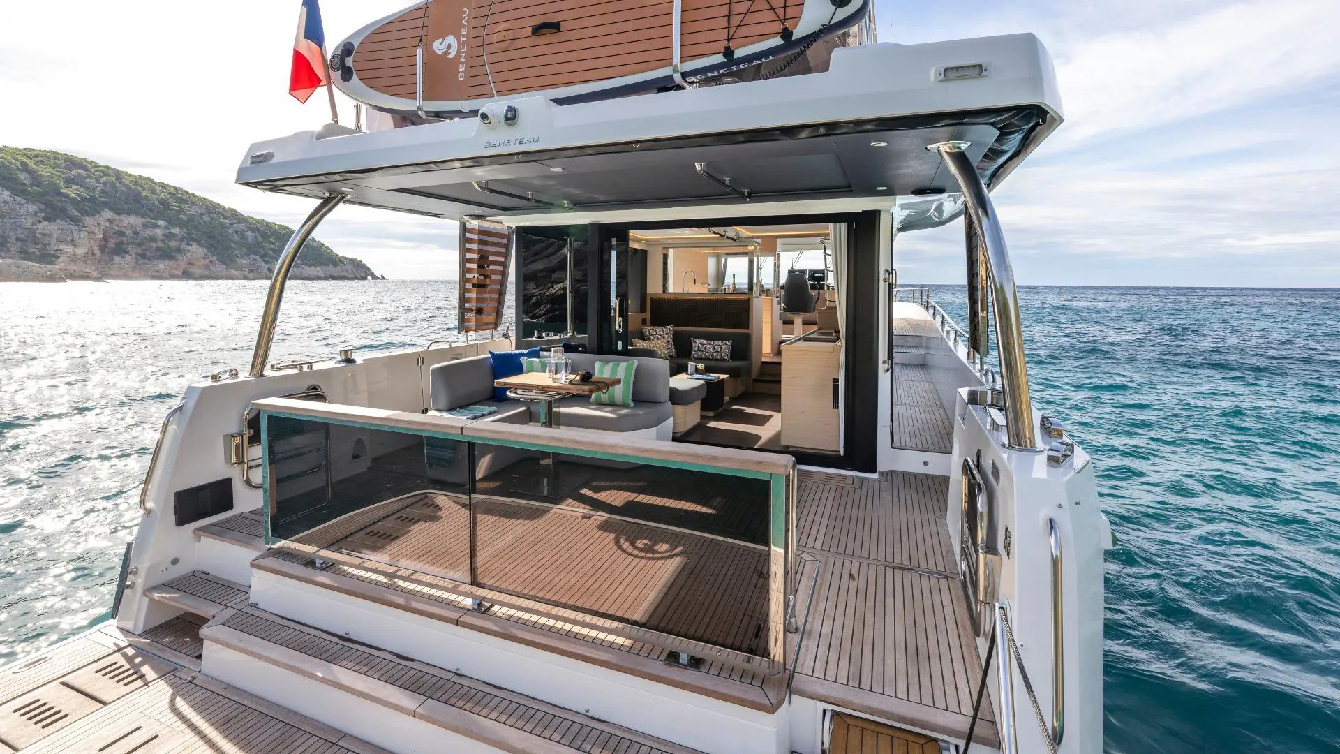 Swift Trawler 54 Cockpit