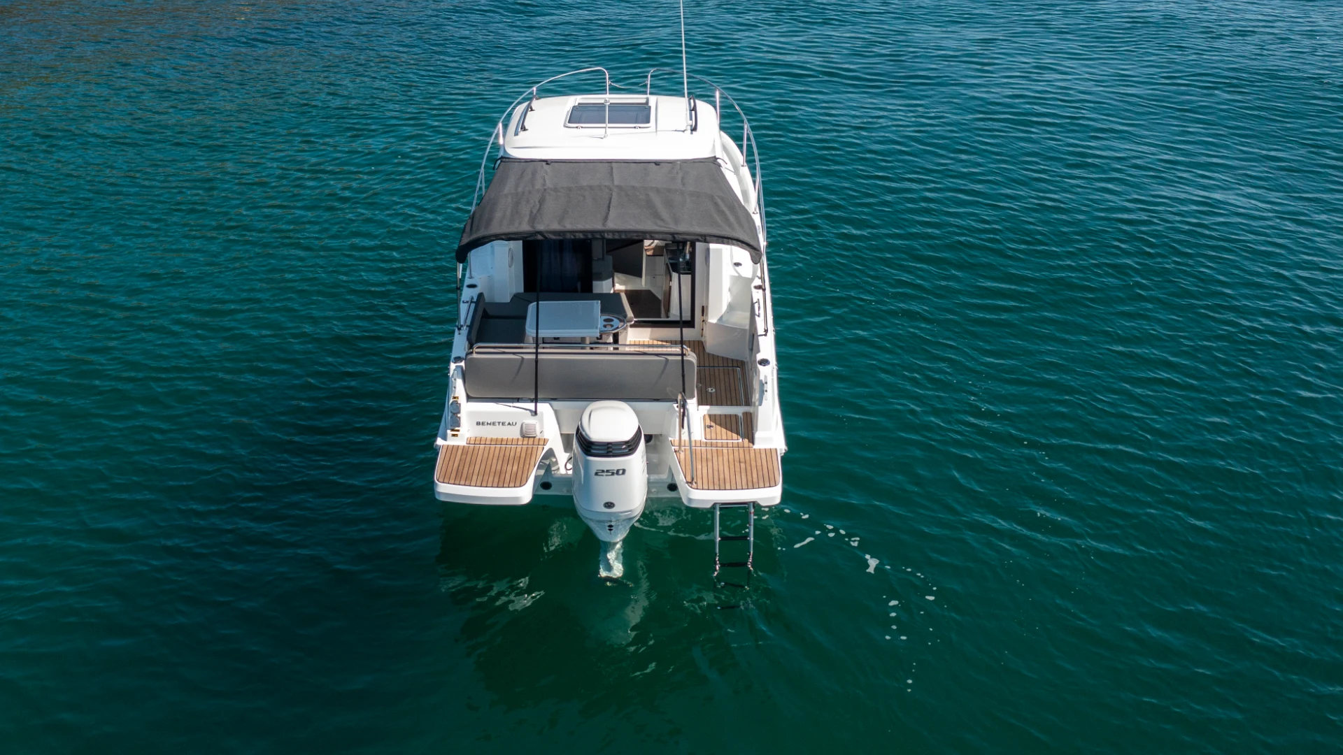 Beneteau Antares 8 – Ultimate Spec - 3
