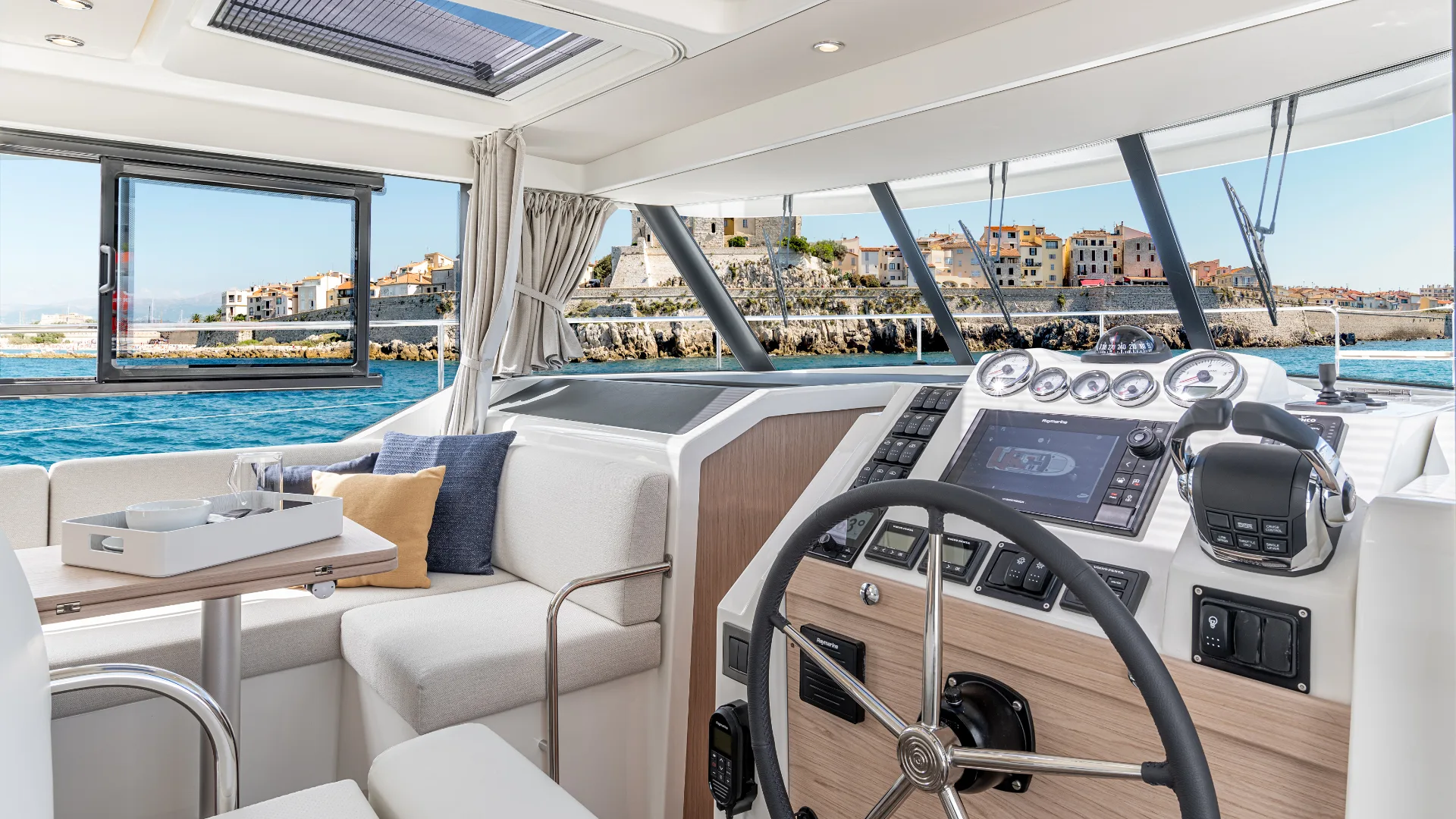 Beneteau Swift Trawler 41 Sedan – SPECIAL OFFER - 12