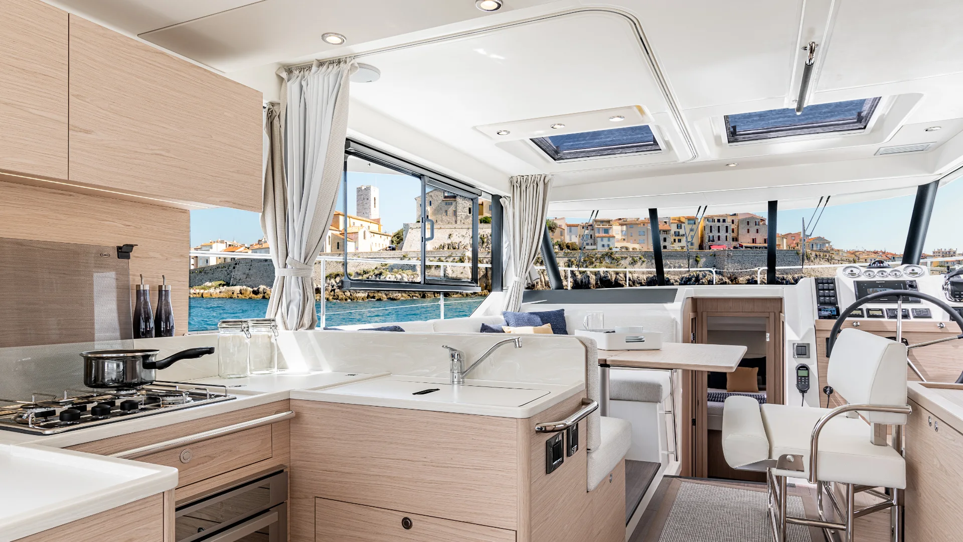 Beneteau Swift Trawler 41 Sedan – SPECIAL OFFER - 13
