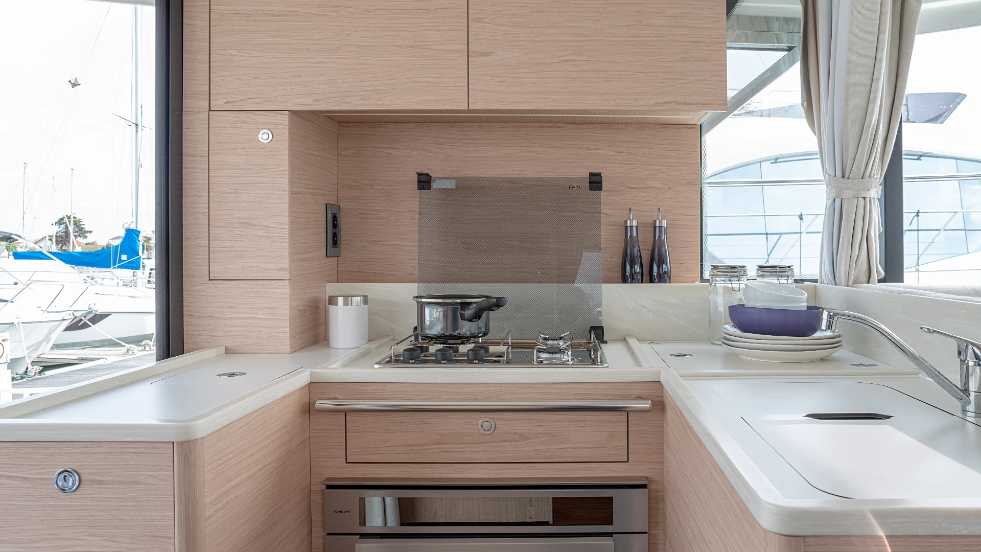 Beneteau Swift Trawler 41 Sedan – SPECIAL OFFER - 14