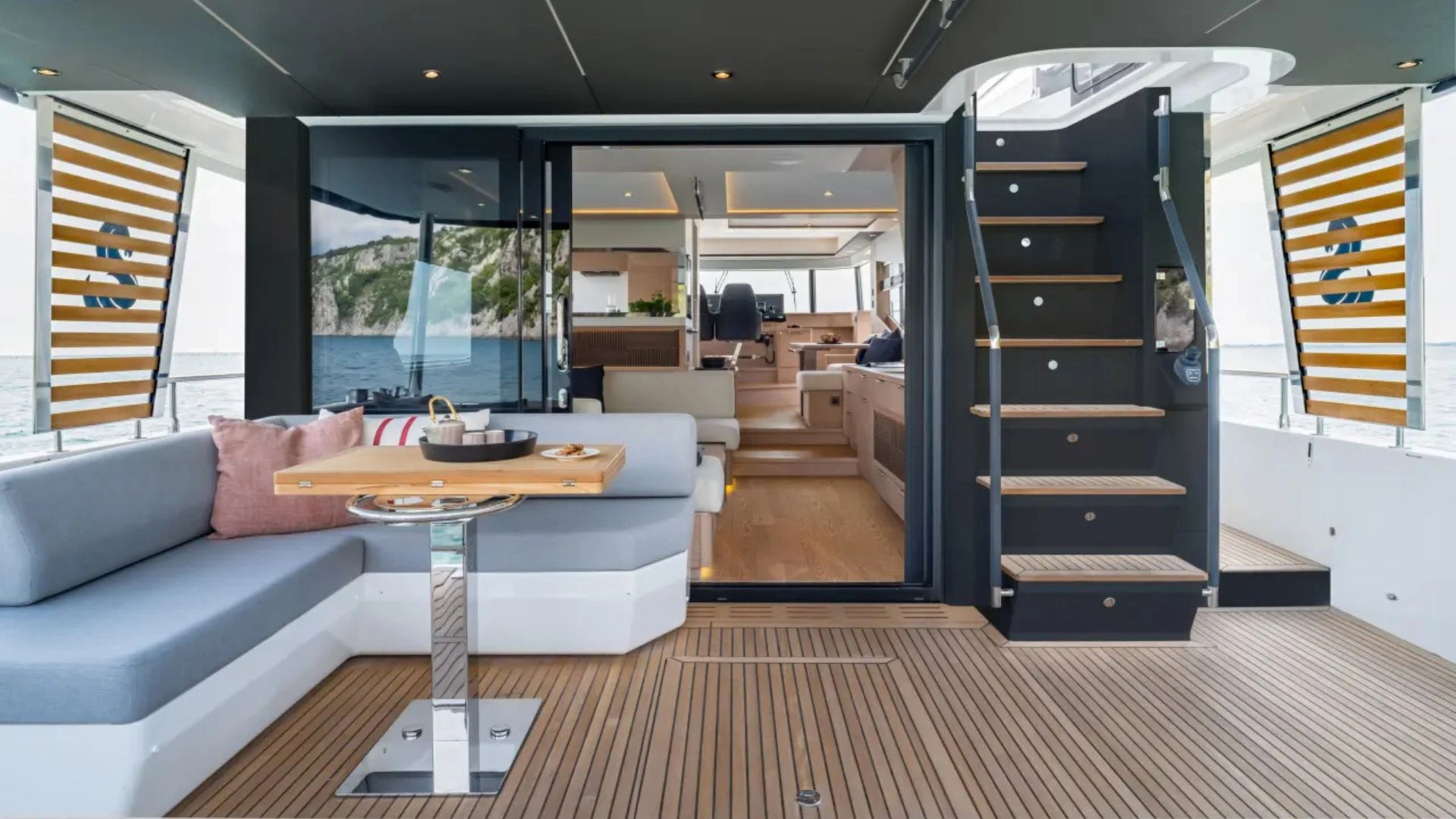 Grand Trawler 63 Cockpit