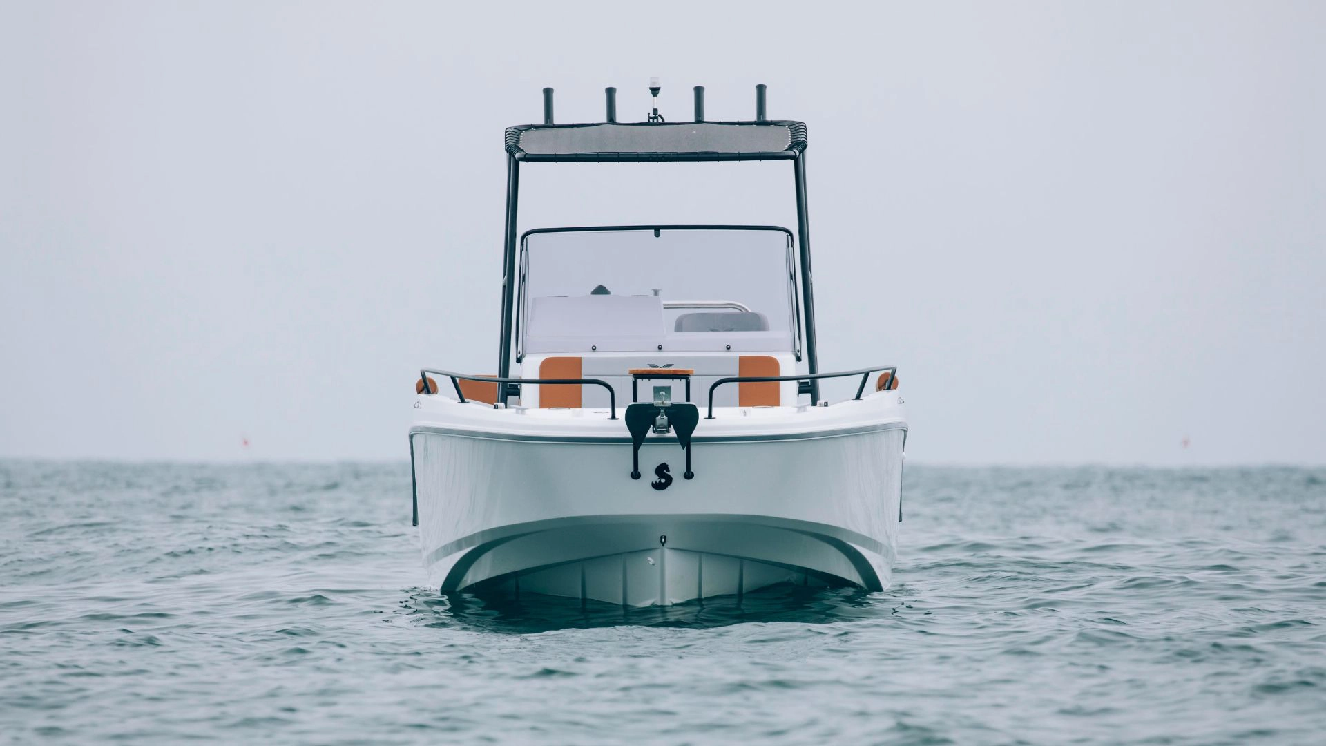 front view of the beneteau flyer 7