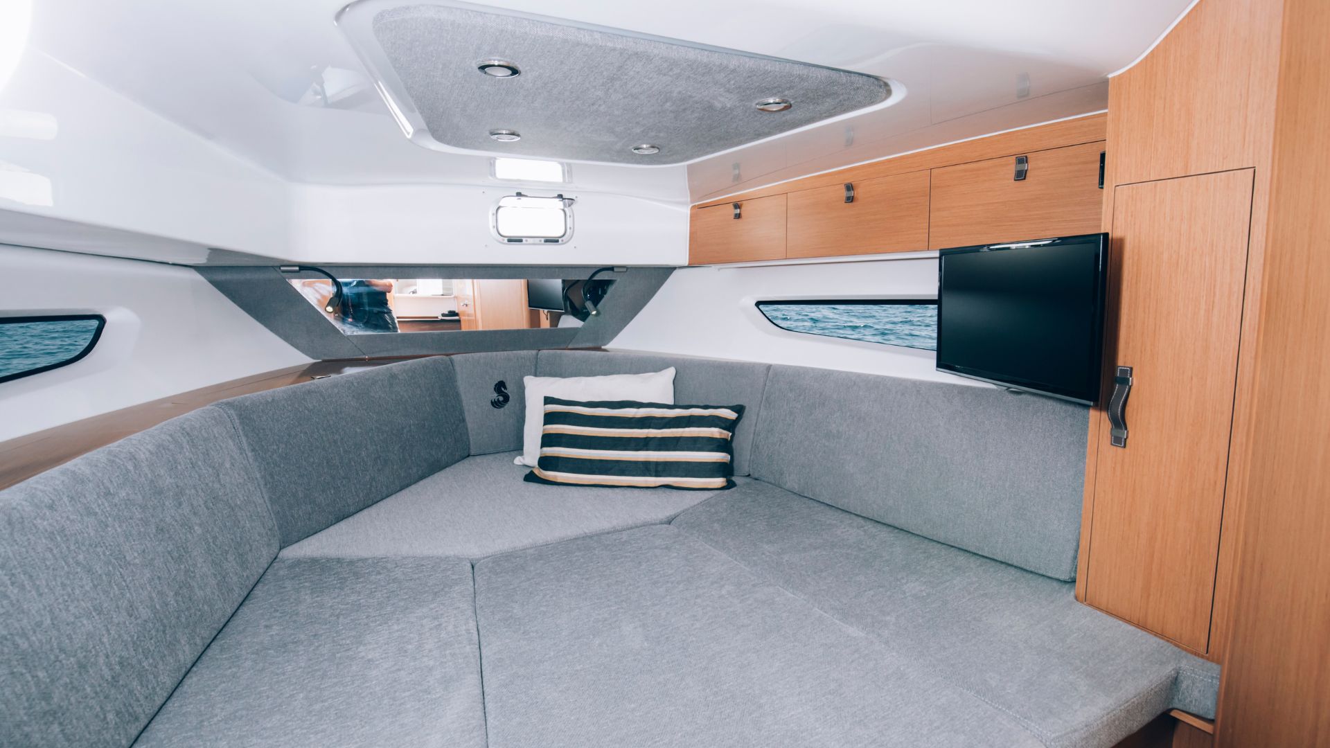 Beneteau Flyer 10 Cabin Set up as Bed