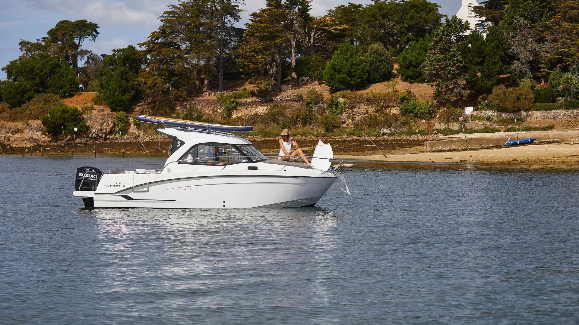 Beneteau Antares 7 - 2