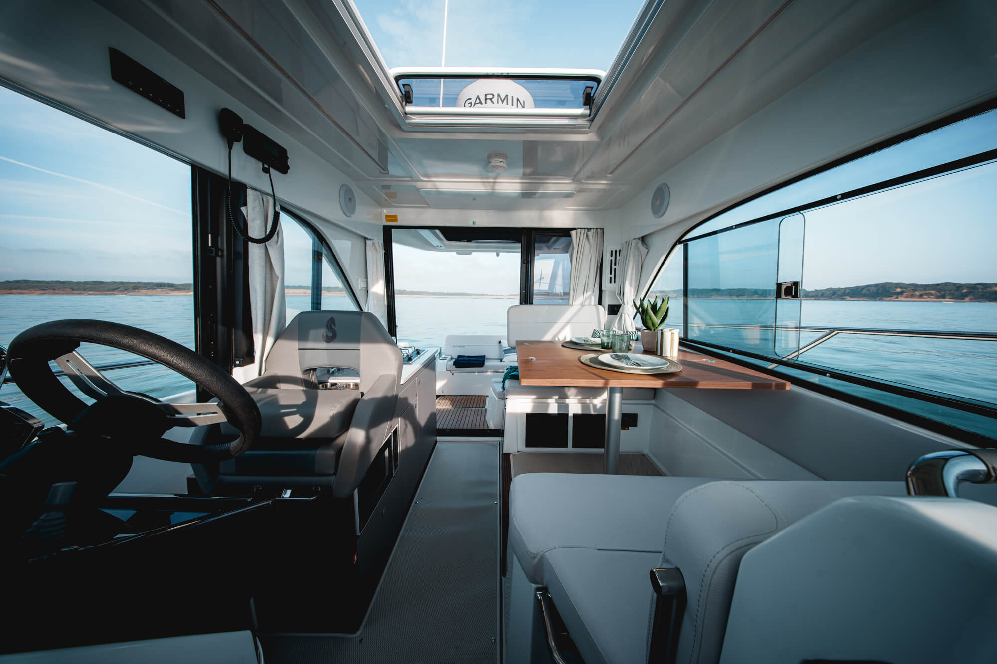Beneteau Antares 9