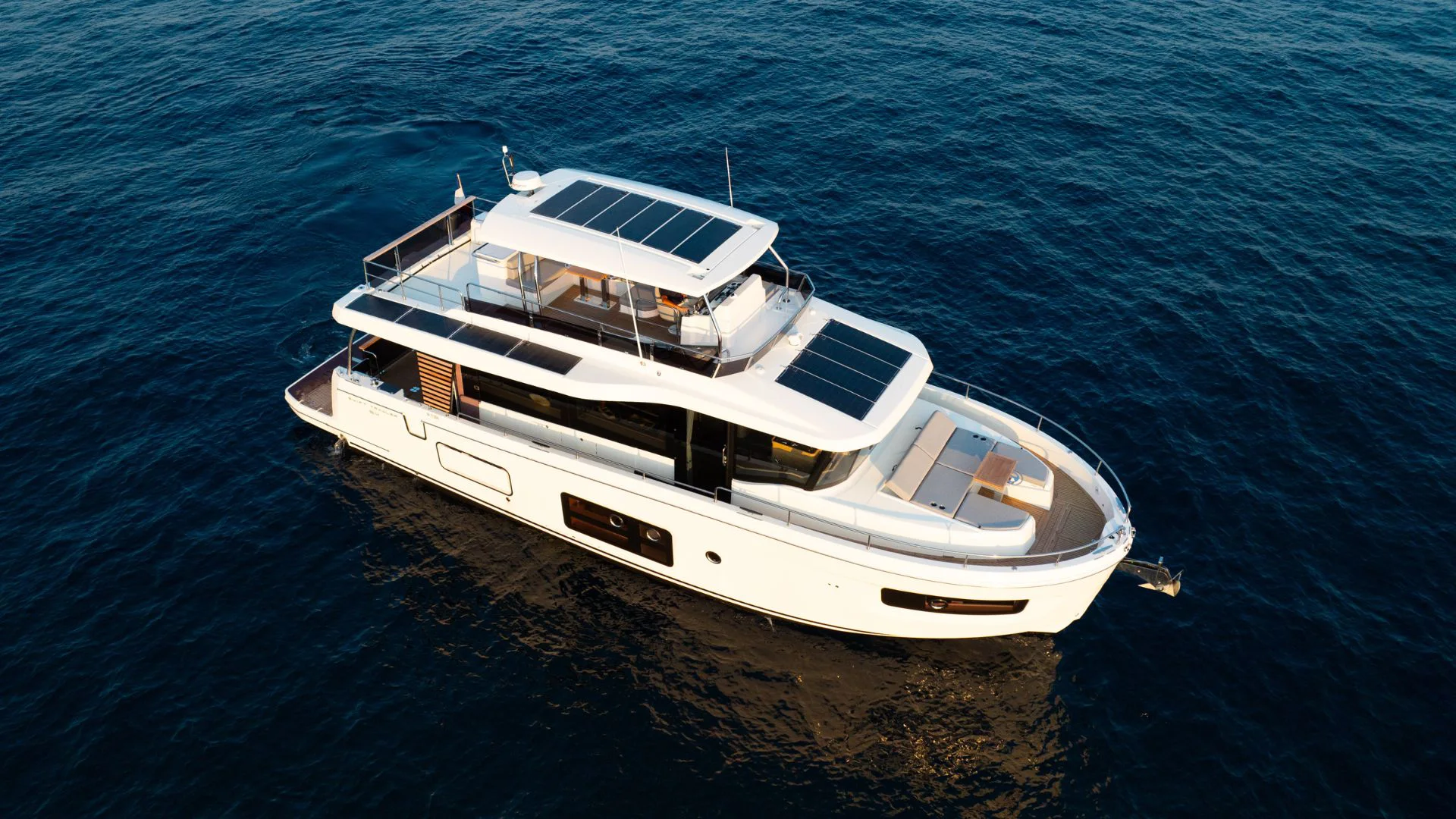 Beneteau Swift Trawler 54 still on the water