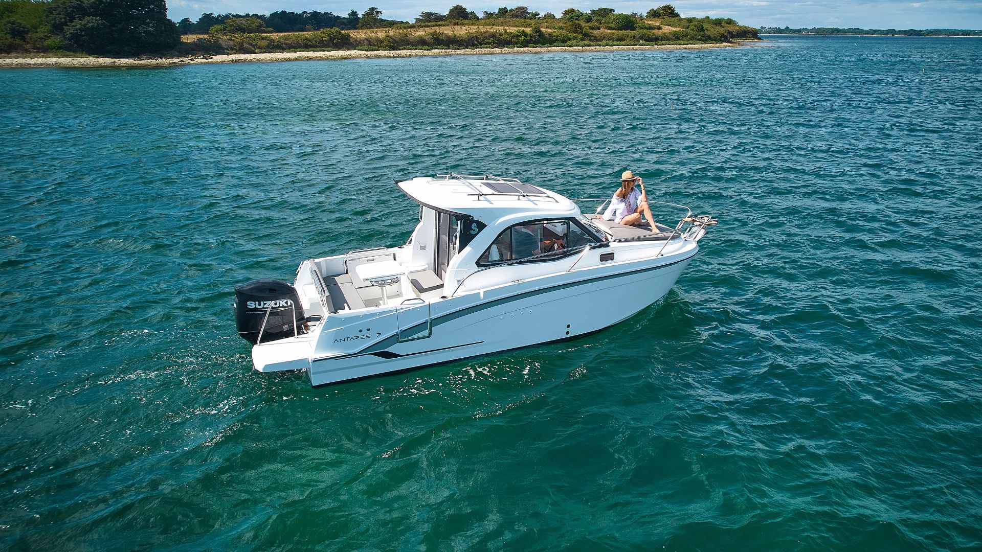 Beneteau Antares 7 - 3