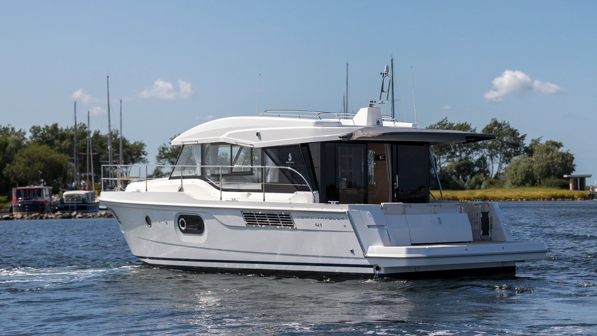 Beneteau Swift Trawler 41 Sedan – SPECIAL OFFER - 4