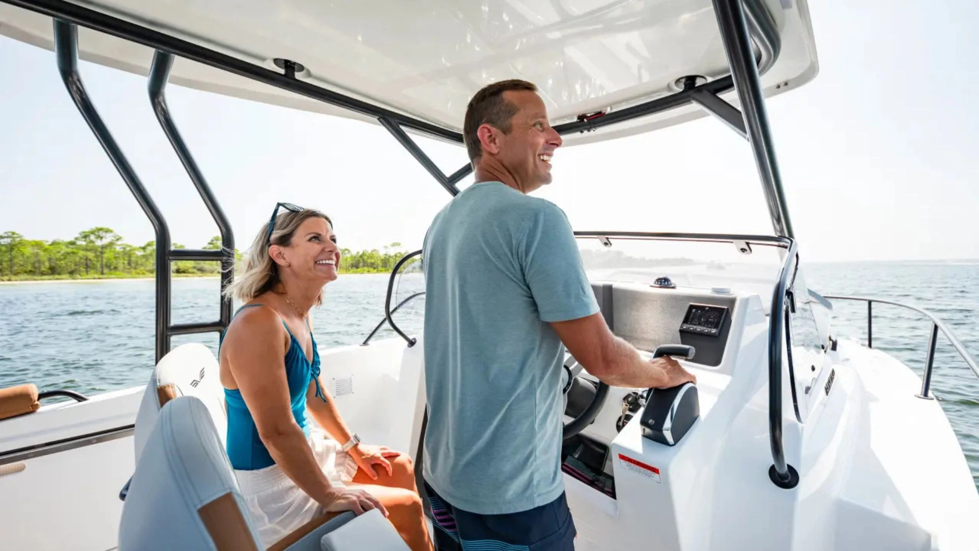 Flyer 8 Sundeck at the helm