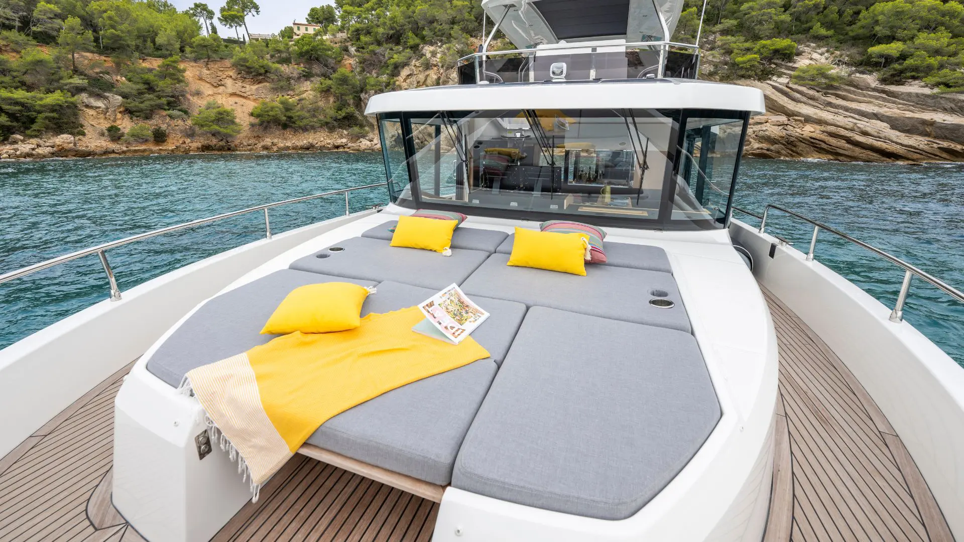 Swift Trawler 54 Sundeck