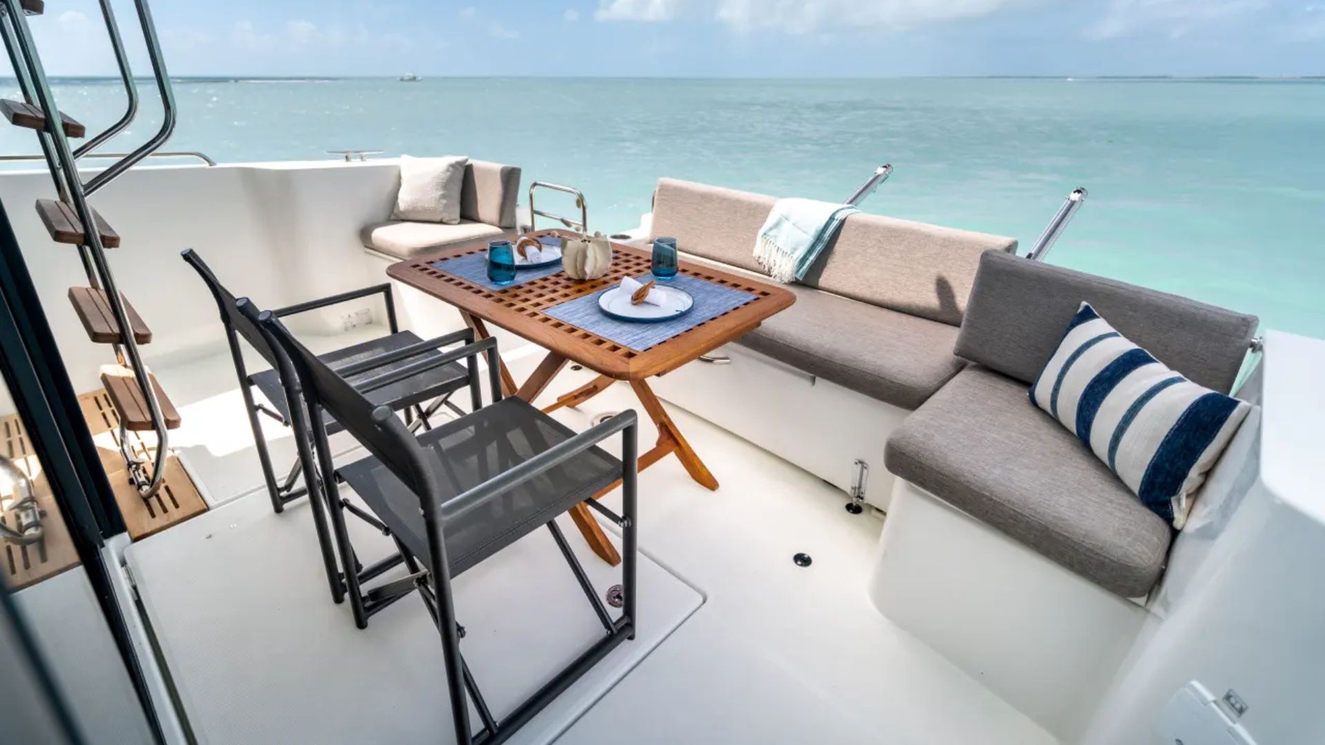Swift Trawler 37 cockpit