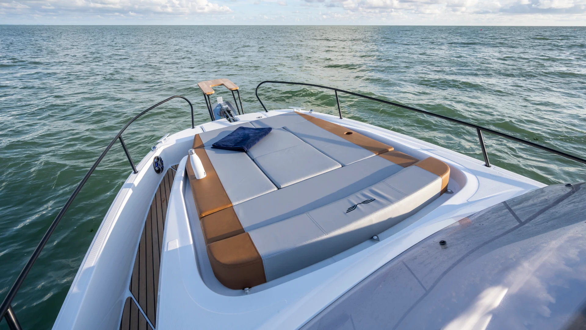 Beneteau Flyer 9 Sundeck - sunpad