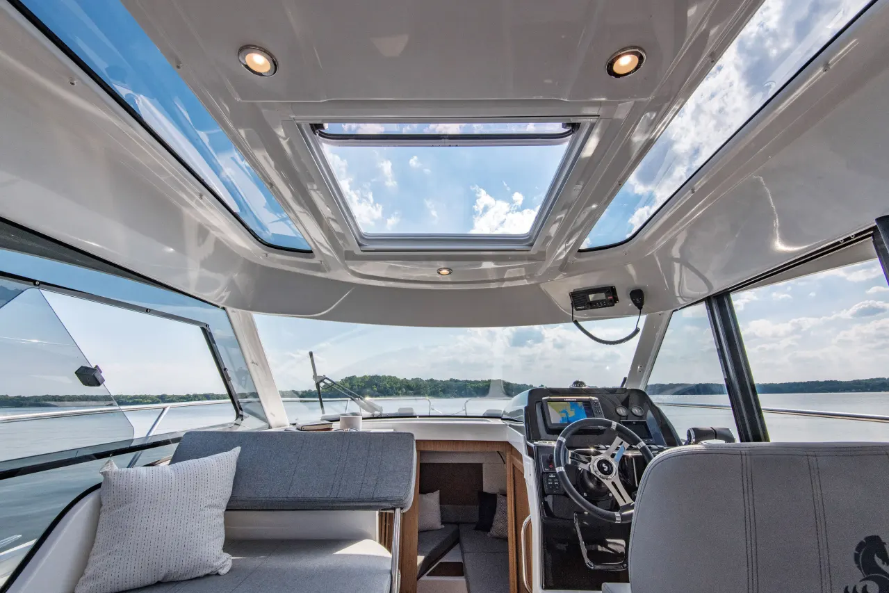Beneteau Antares 9 - 8