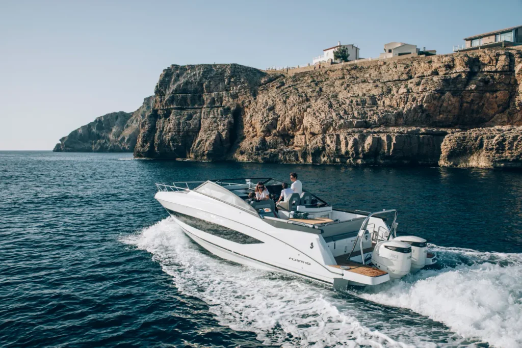 Flyer 10 on the water