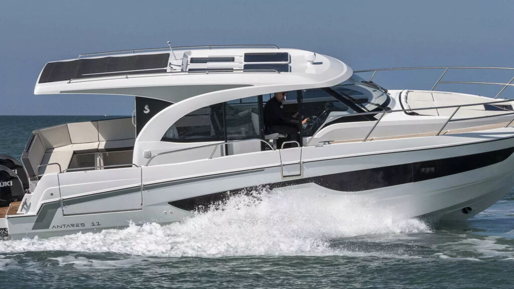 Beneteau Antares 11 Coupe – Twin Suzuki 300