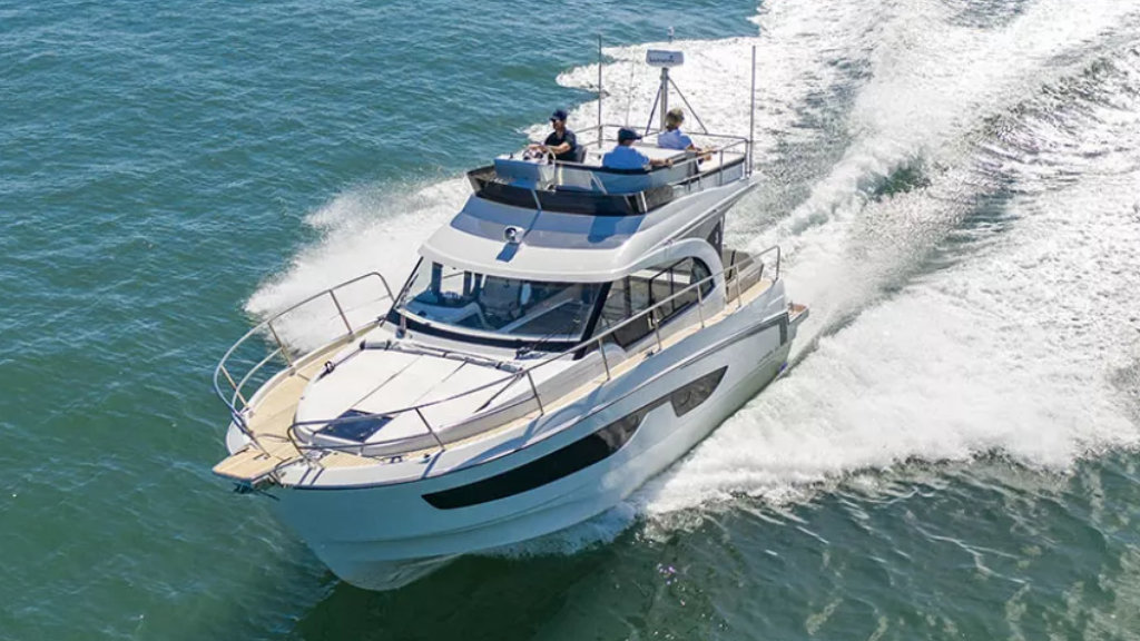 Beneteau Antares 11 Fly