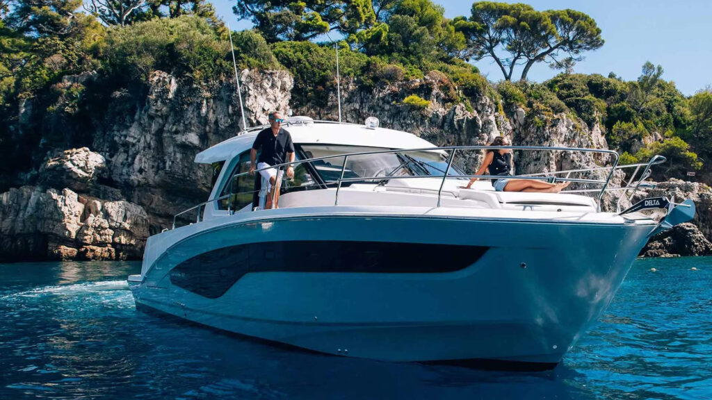 Beneteau Antares 12 Coupe