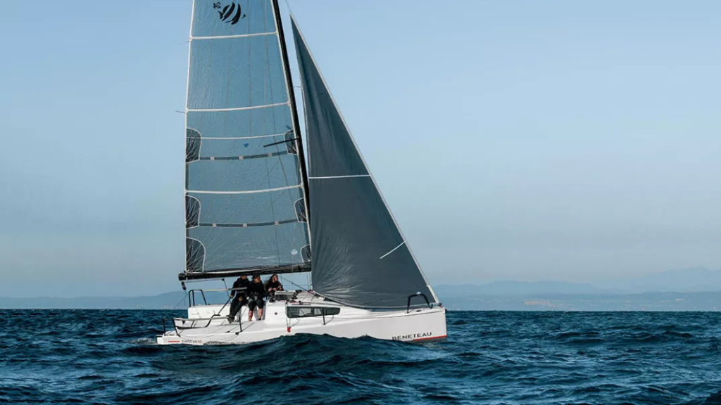 Beneteau First 24 SE