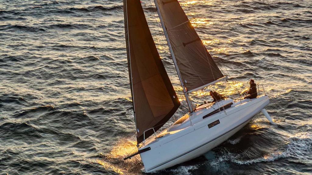 Beneteau First 30