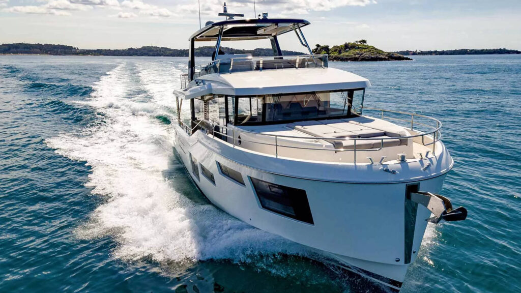 Beneteau Grand Trawler 63