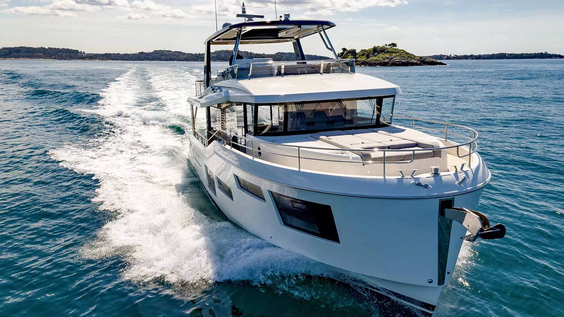 Beneteau Grand Trawler 63