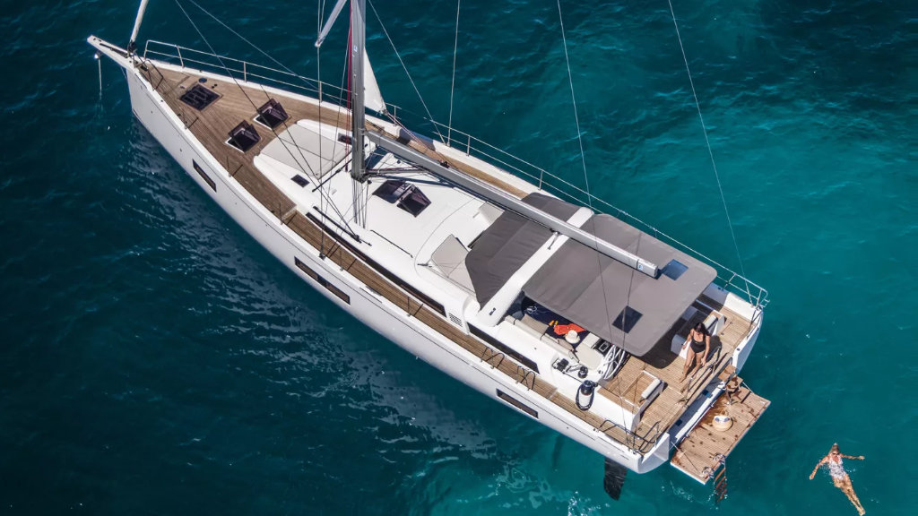 Beneteau Oceanis Yacht 54