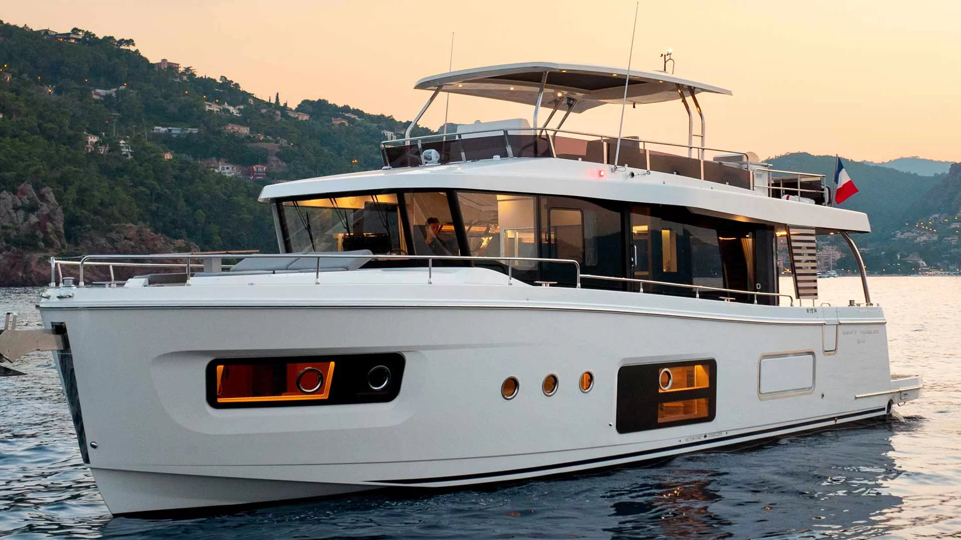 Beneteau Swift Trawler 54