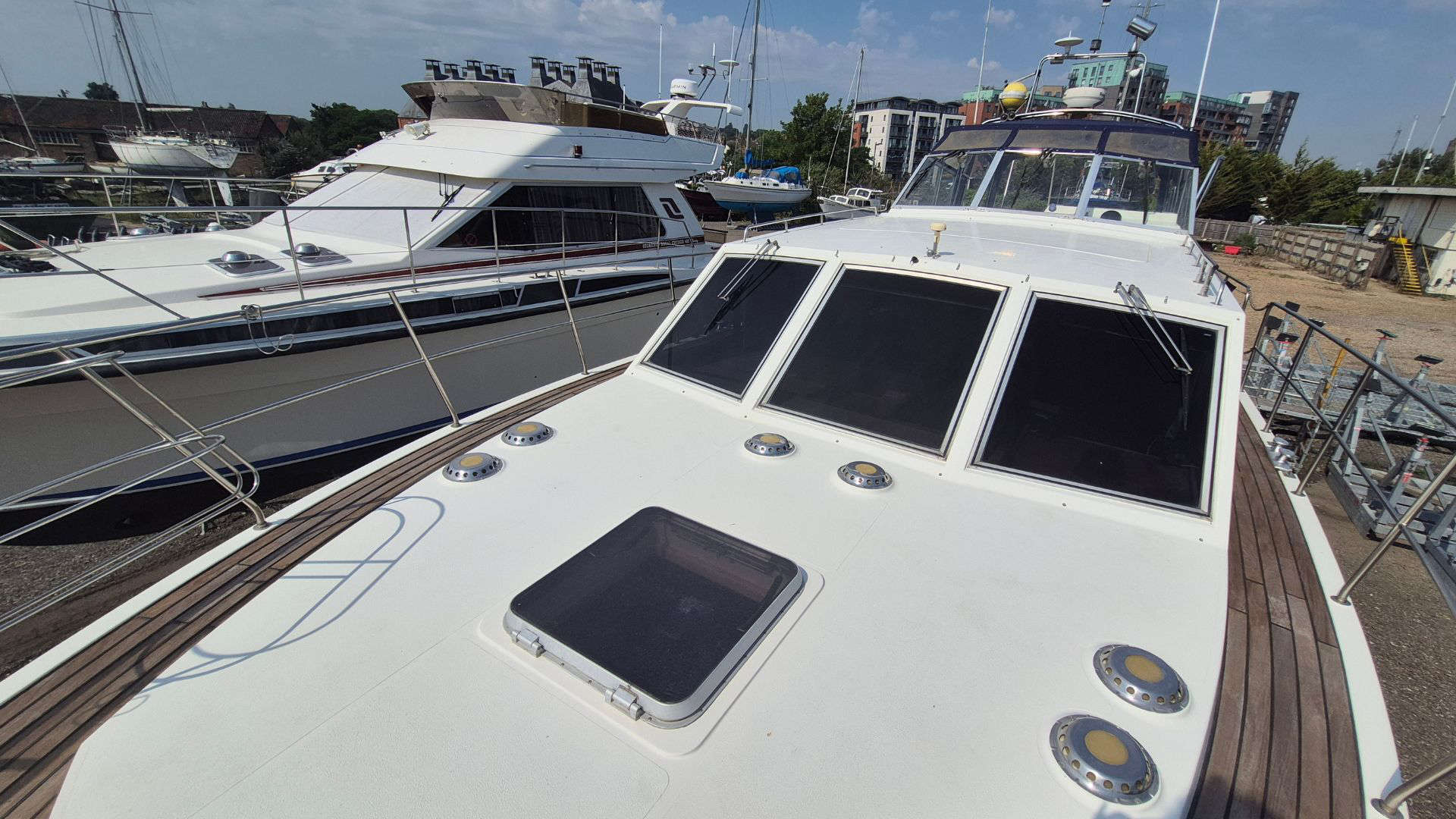 Broom Ocean 42 - 10