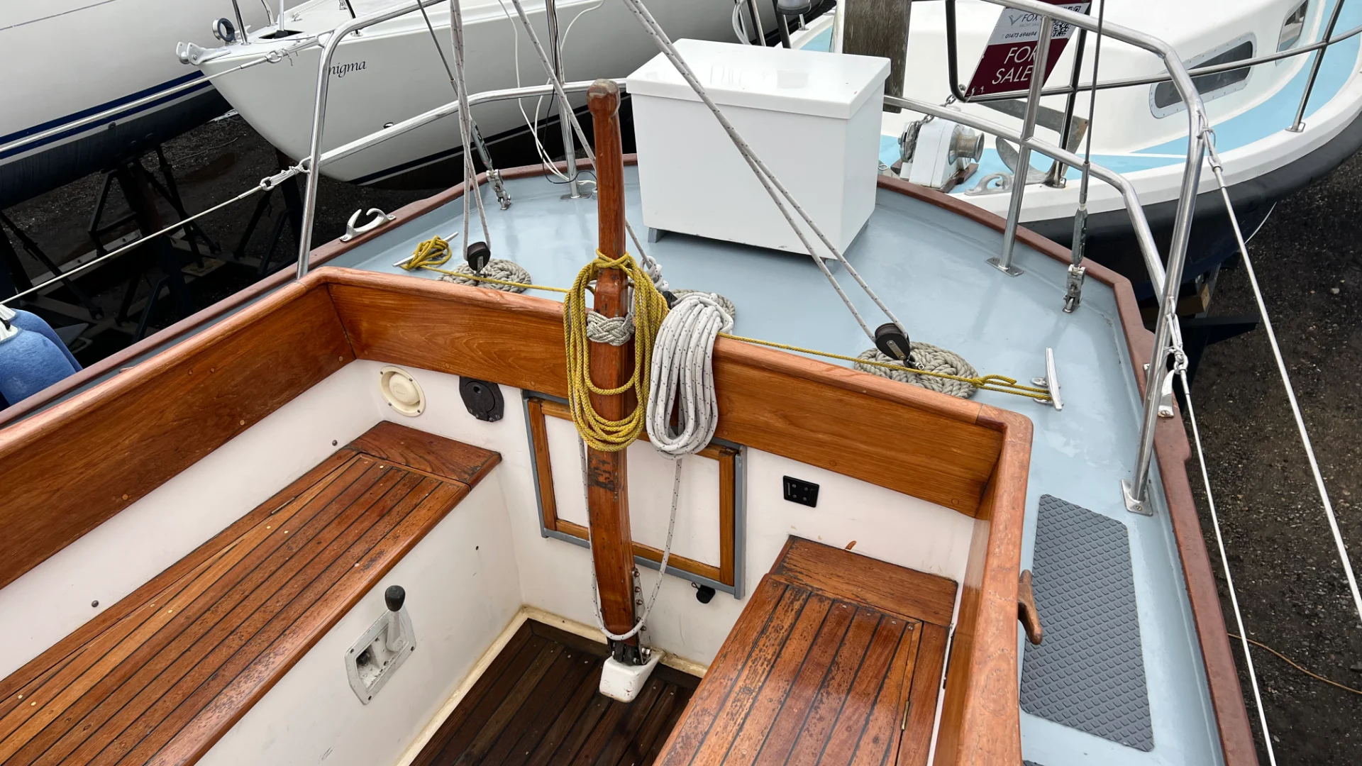 Tradewind 33 - 12