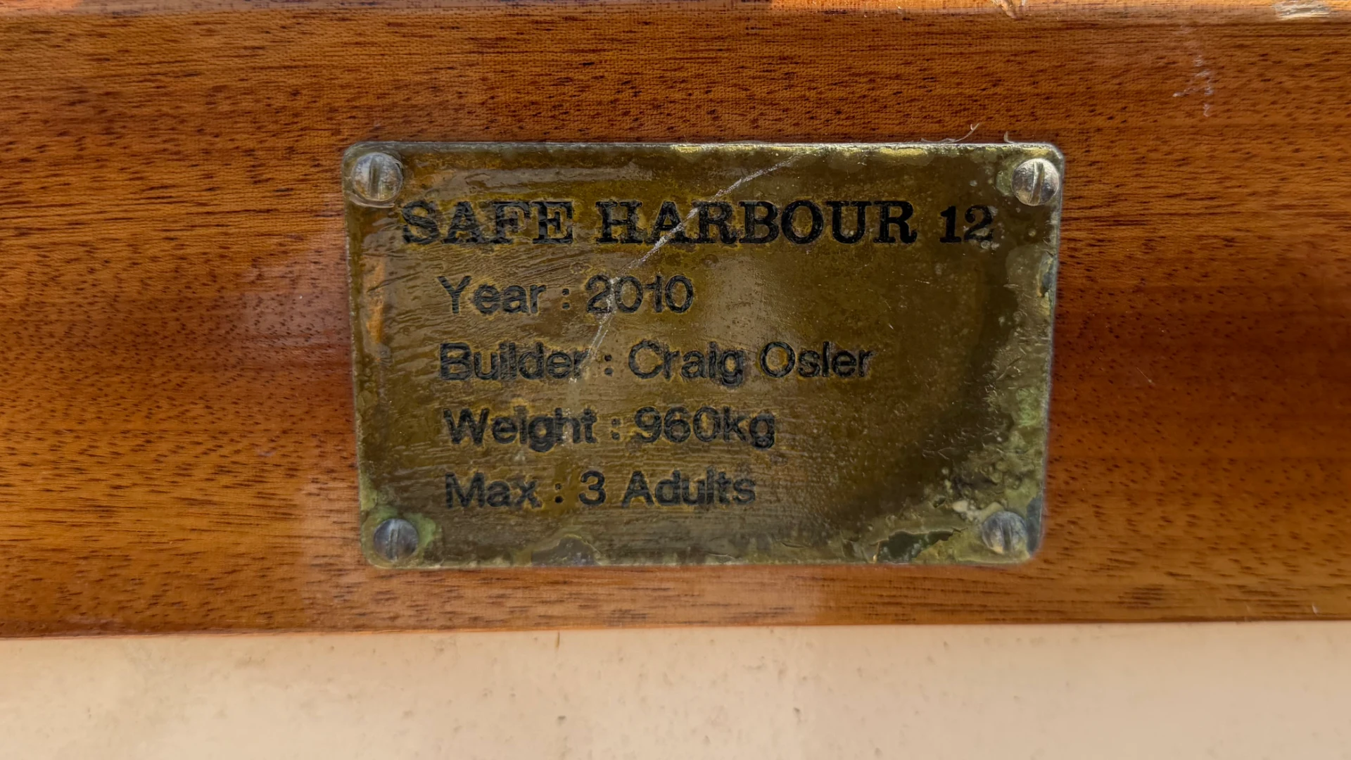 Classic Safe Harbour 12 - 10