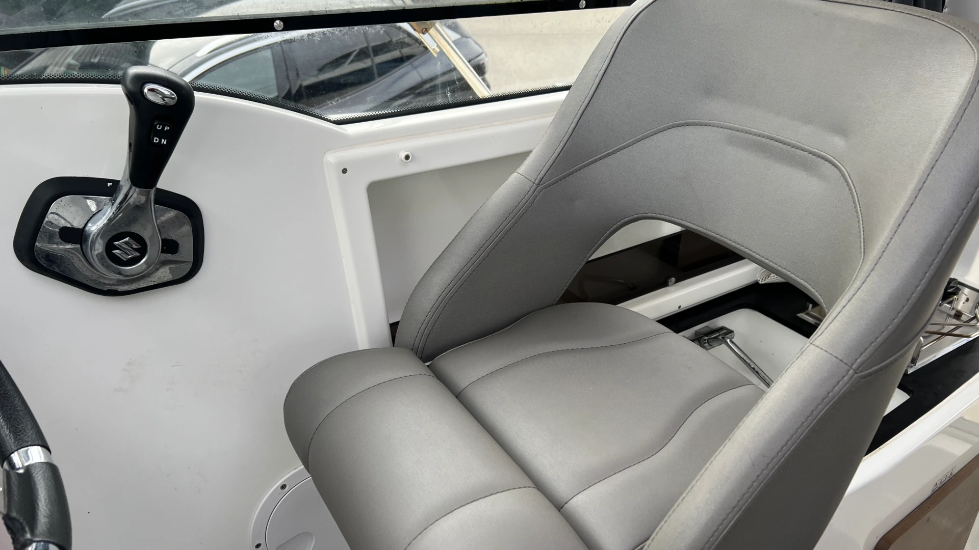 Beneteau Antares 8 - 15