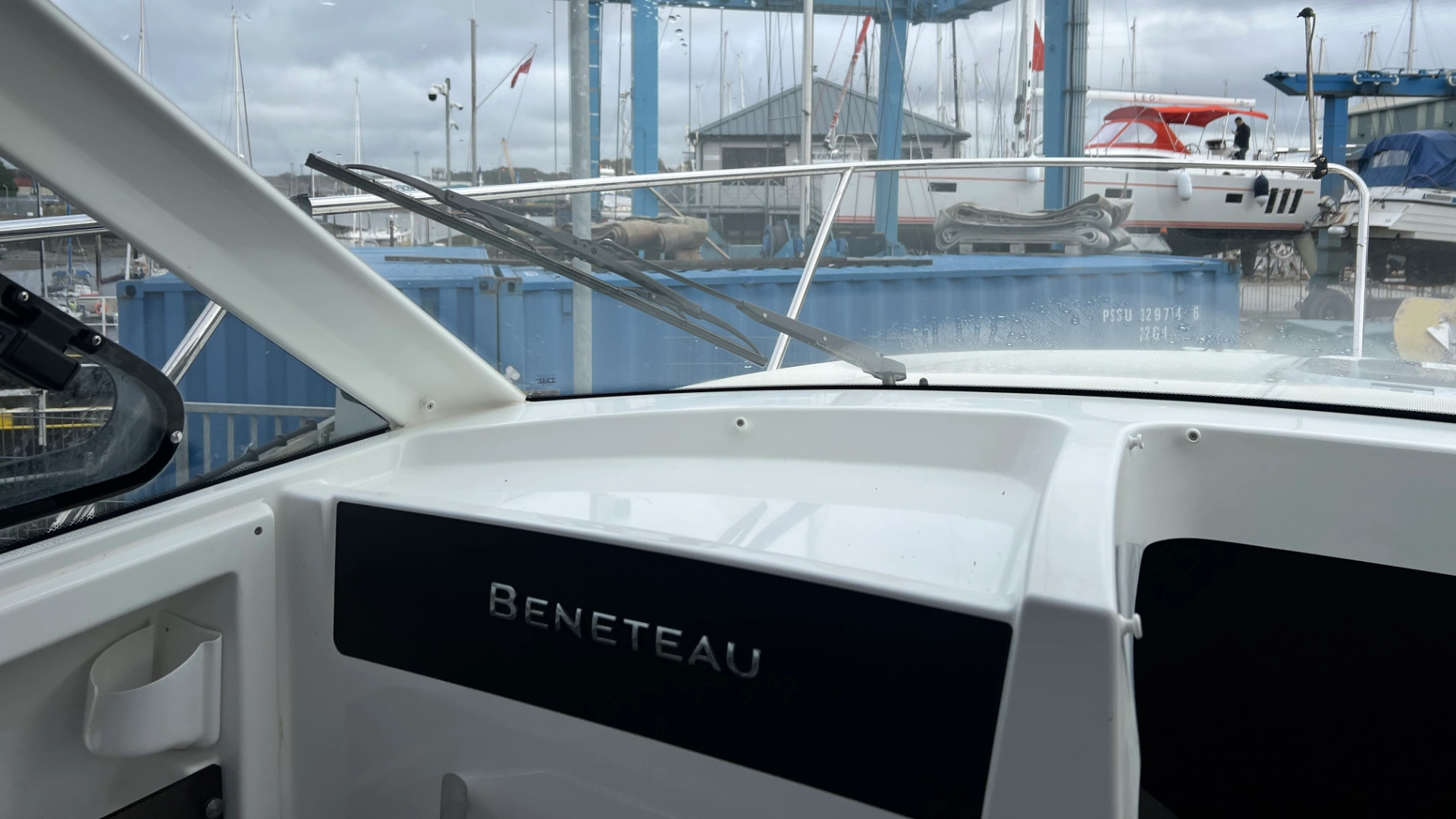Beneteau Antares 8 - 7