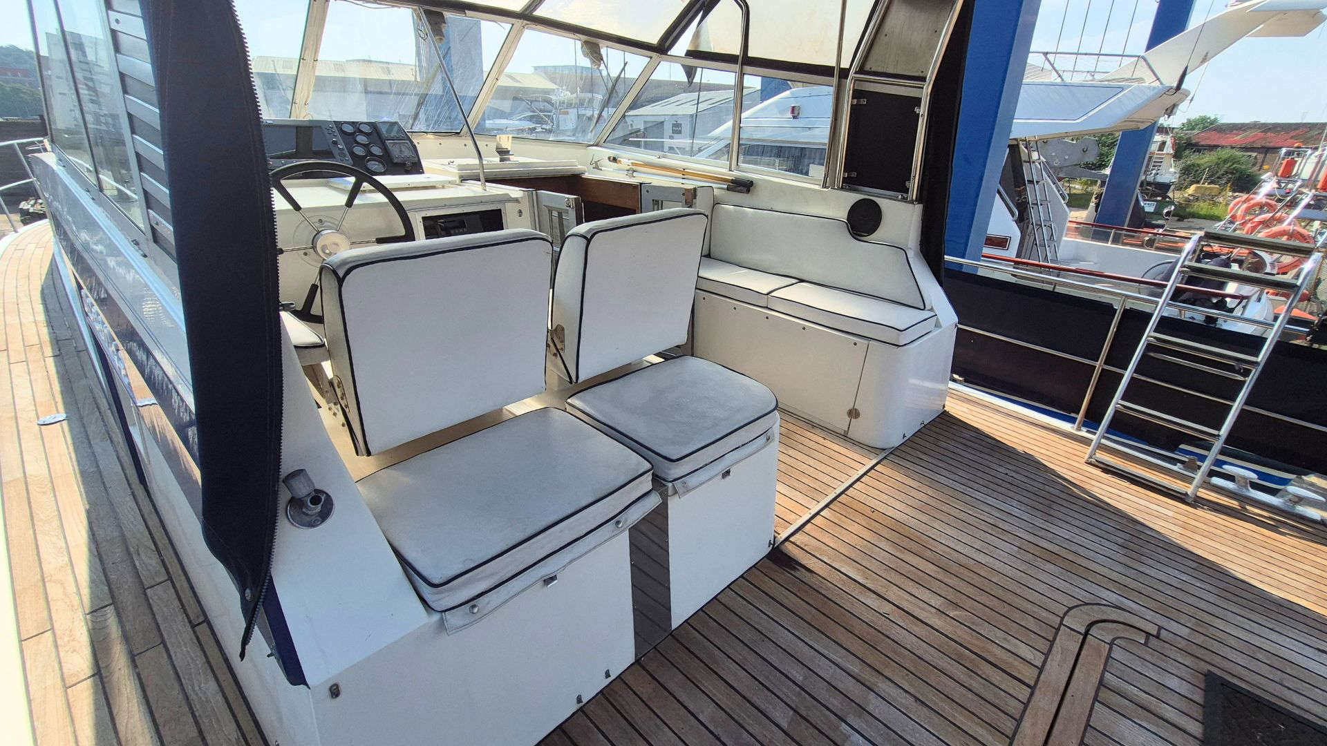 Broom Ocean 42 - 14