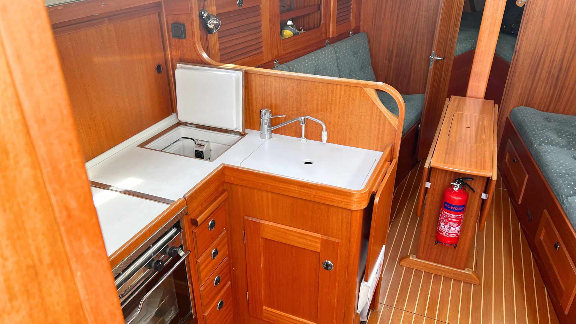 Hallberg-Rassy 31 - 13