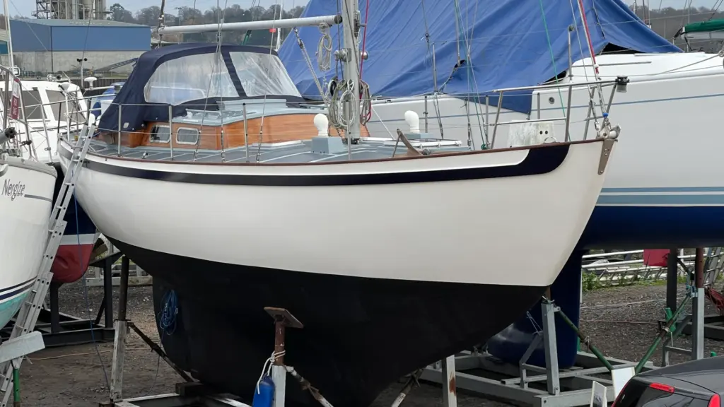 Tradewind 33
