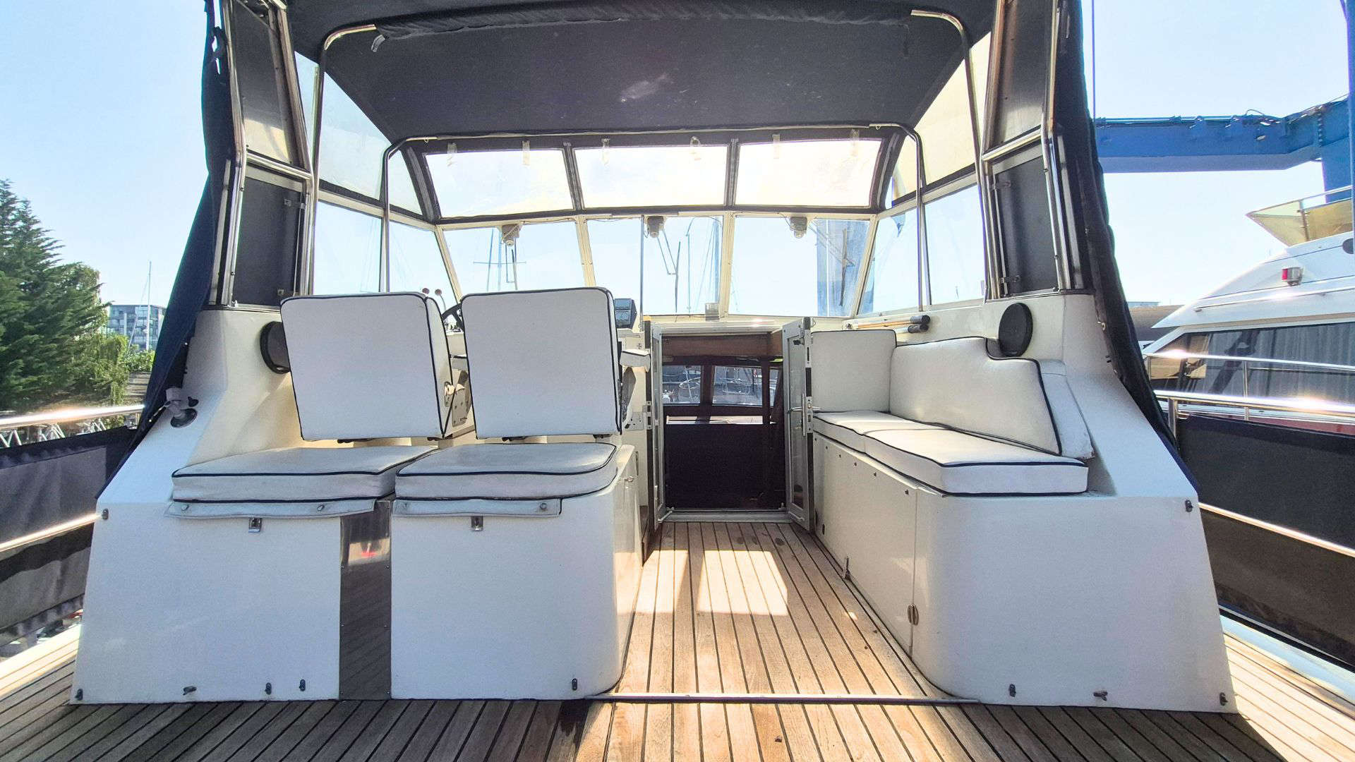 Broom Ocean 42 - 13