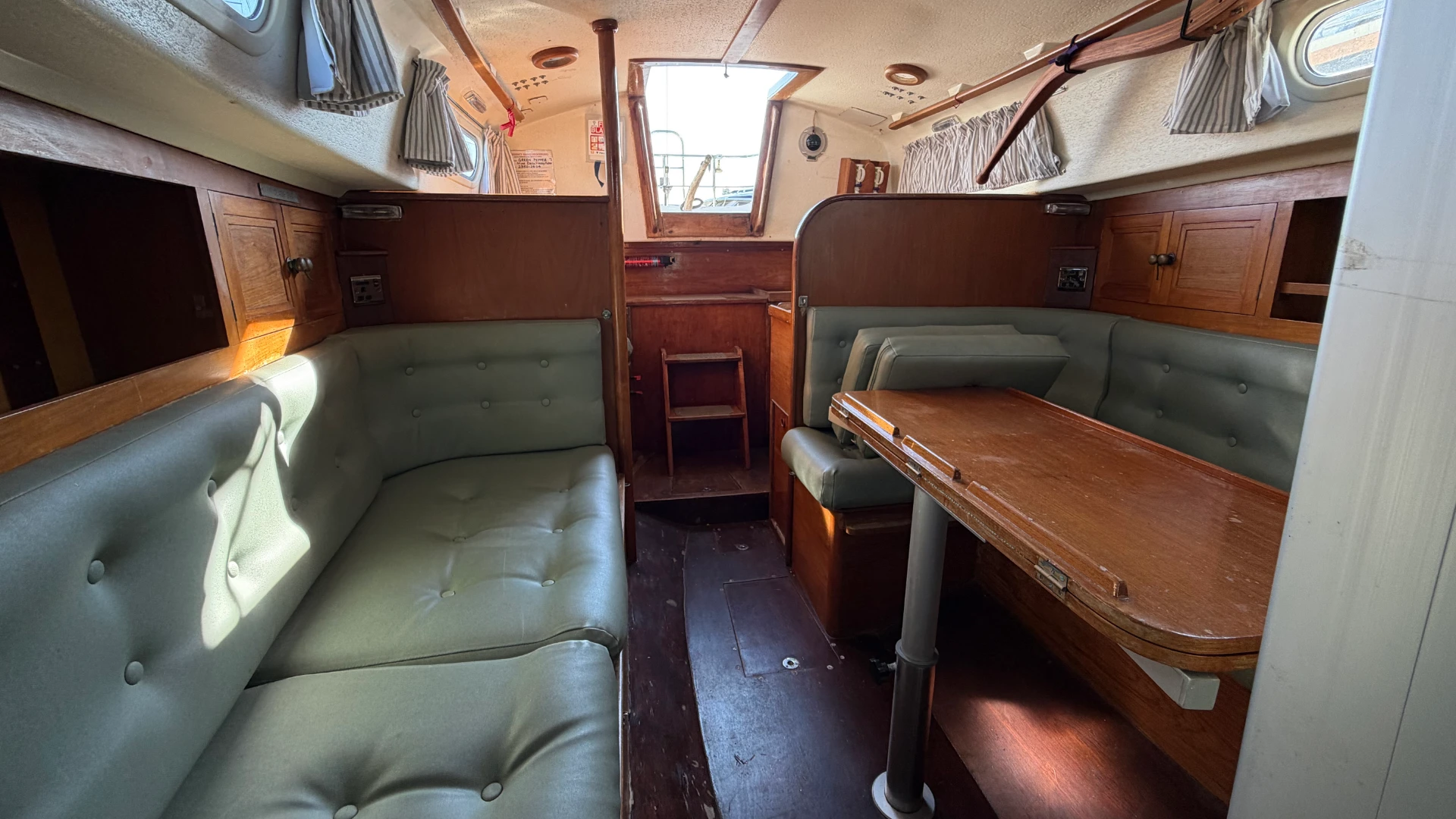 Contessa 32 - 7