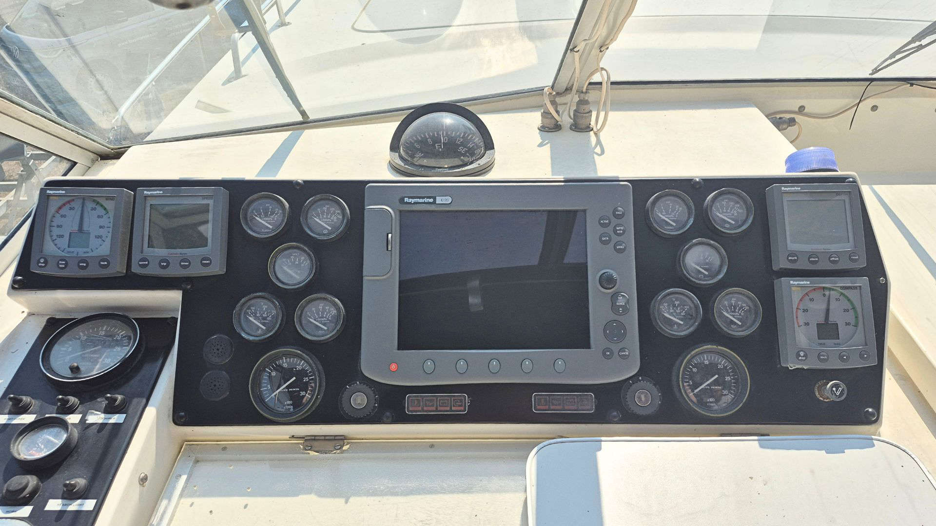 Broom Ocean 42 - 18