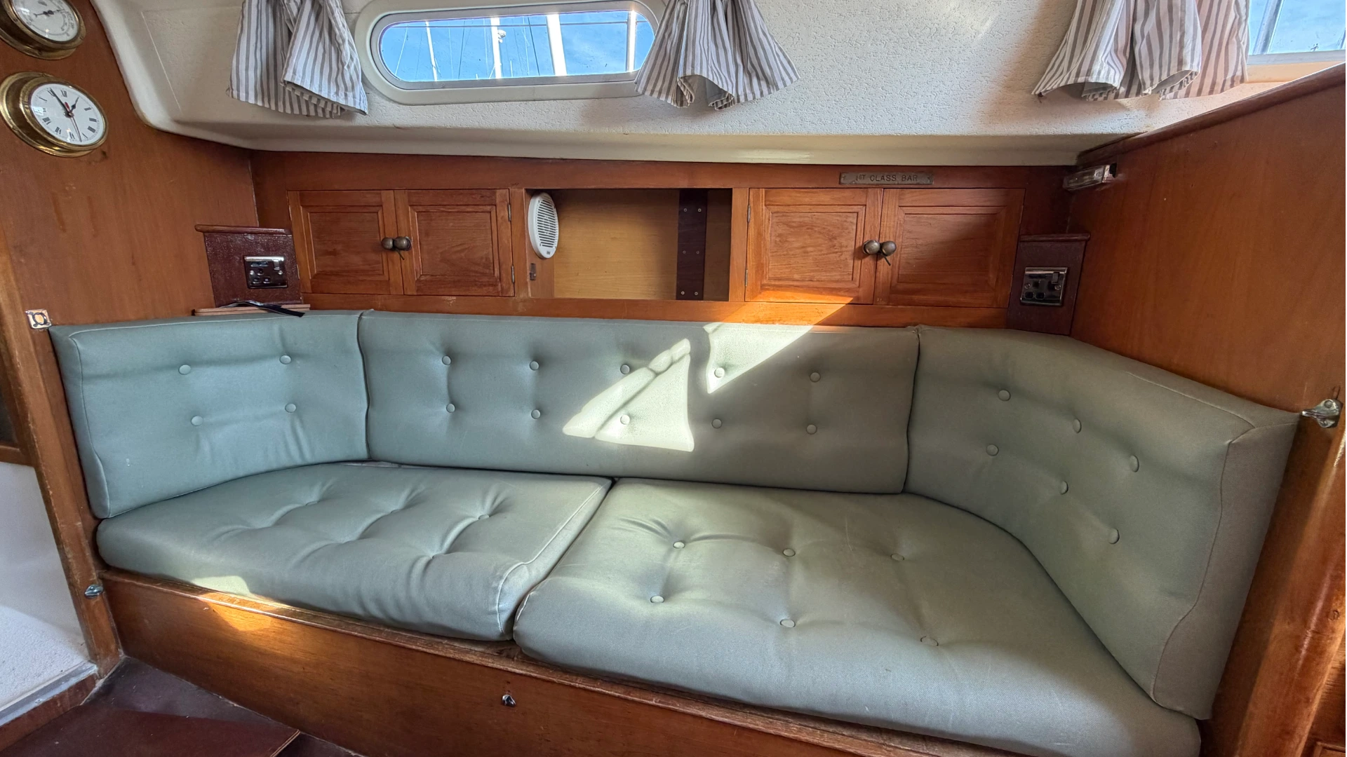 Contessa 32 - 9