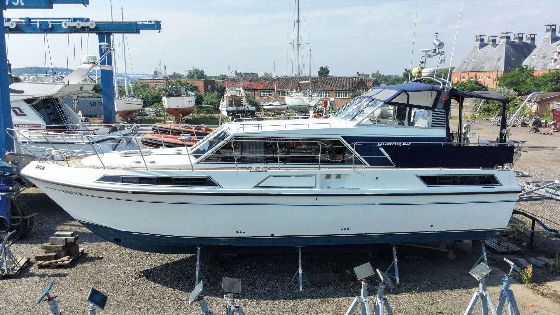 Broom Ocean 42 - 2