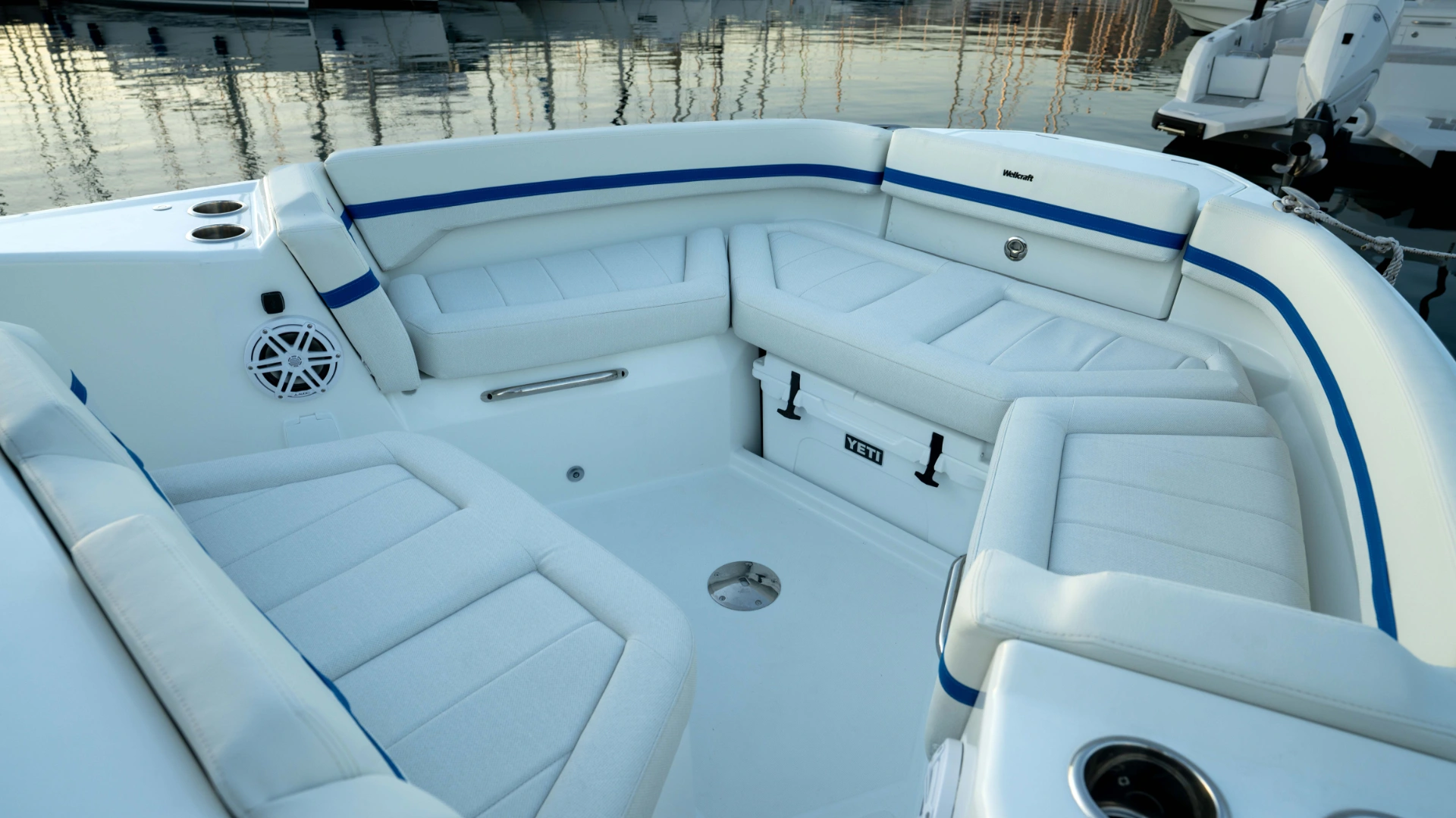 Wellcraft 28 Explorer - 14