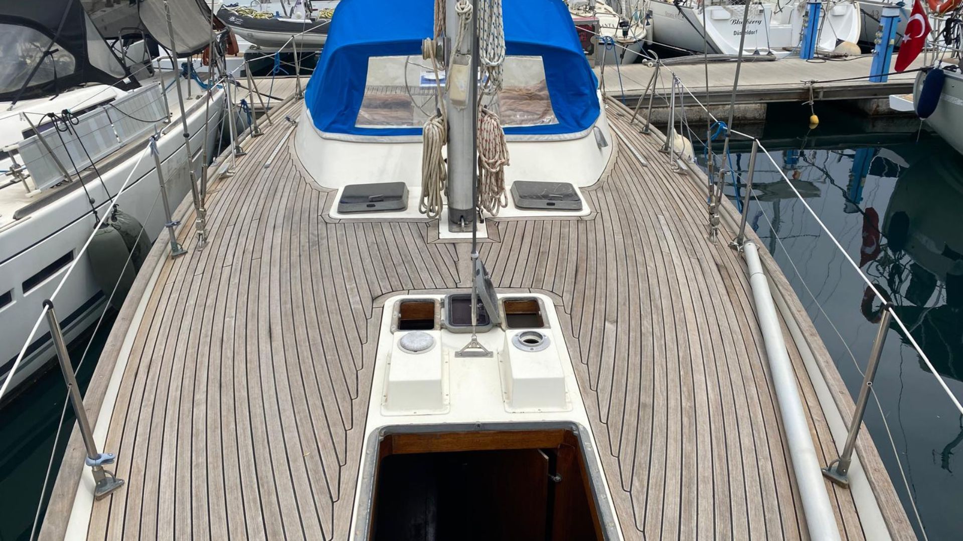 Oyster 39 - 6