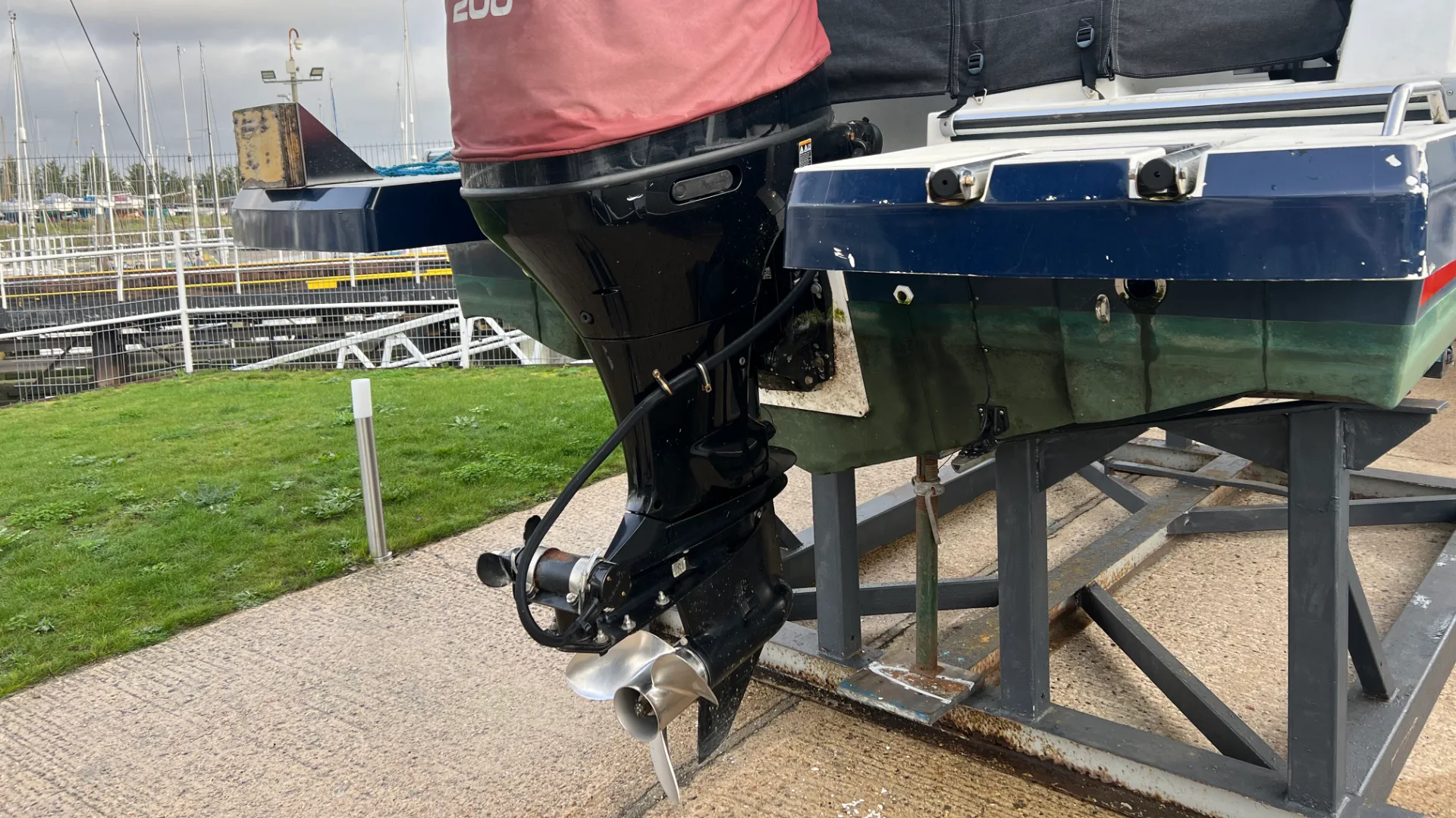 Beneteau Antares 8 - 20