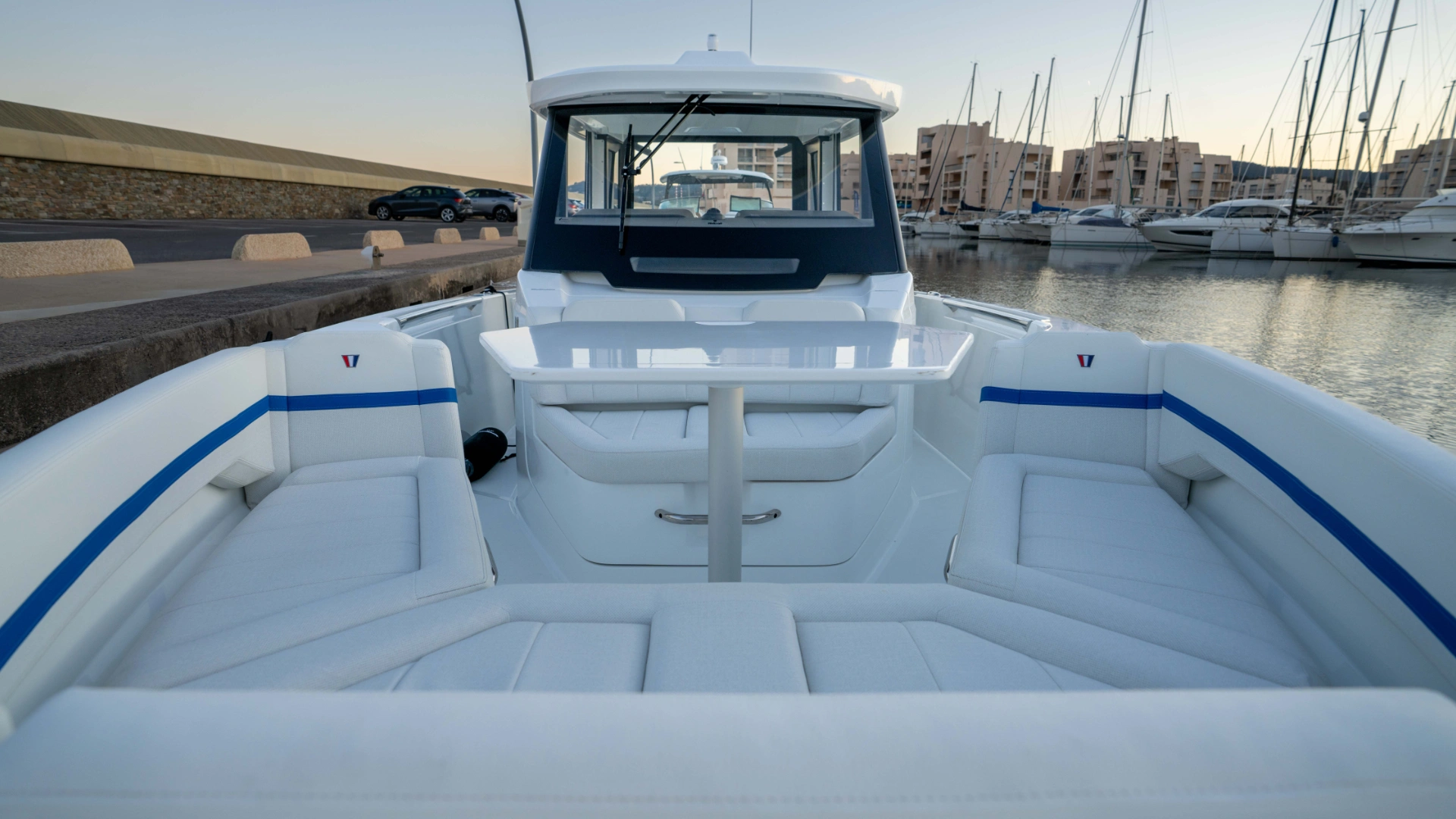 Wellcraft 28 Explorer - 11