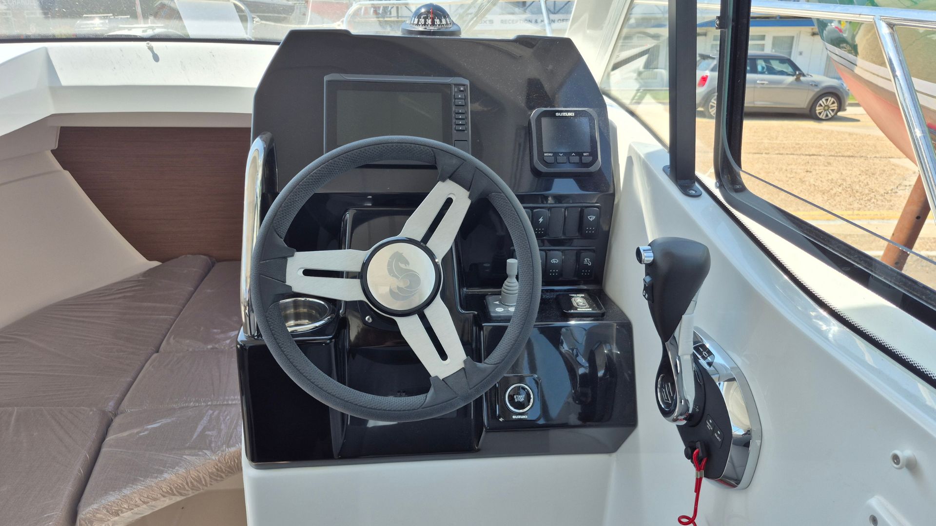 Beneteau Antares 7 OB – V2 – Must Have Options - 16