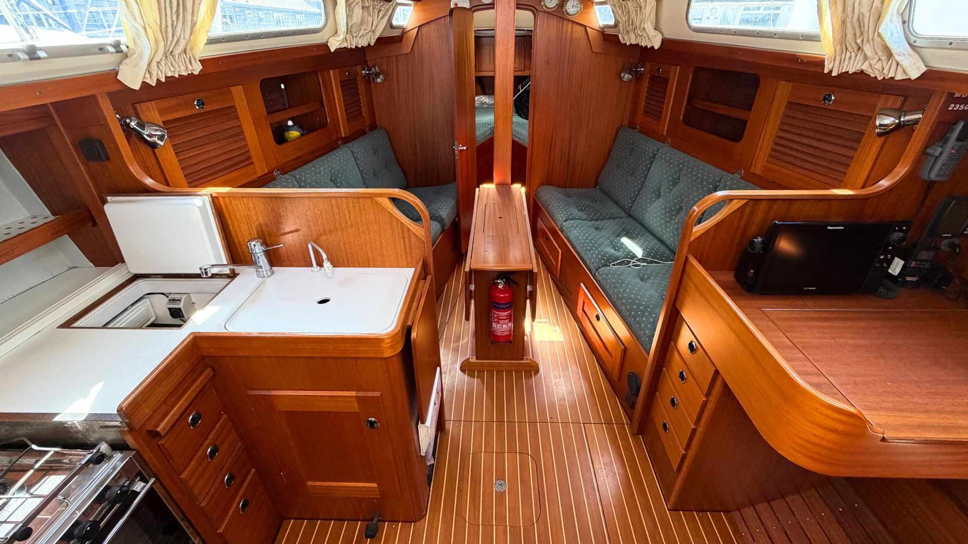 Hallberg-Rassy 31 - 9