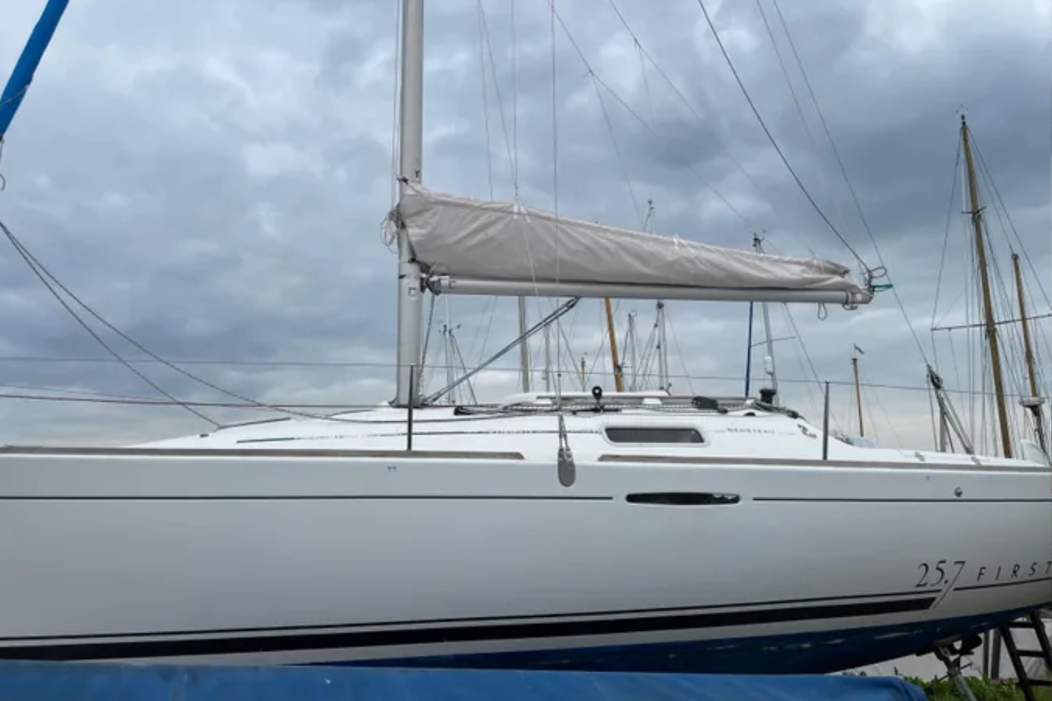 Beneteau First 25.7