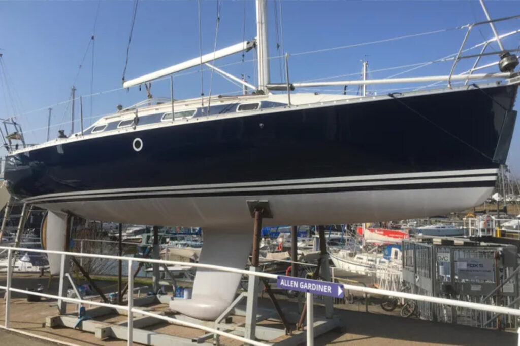 Beneteau First 310