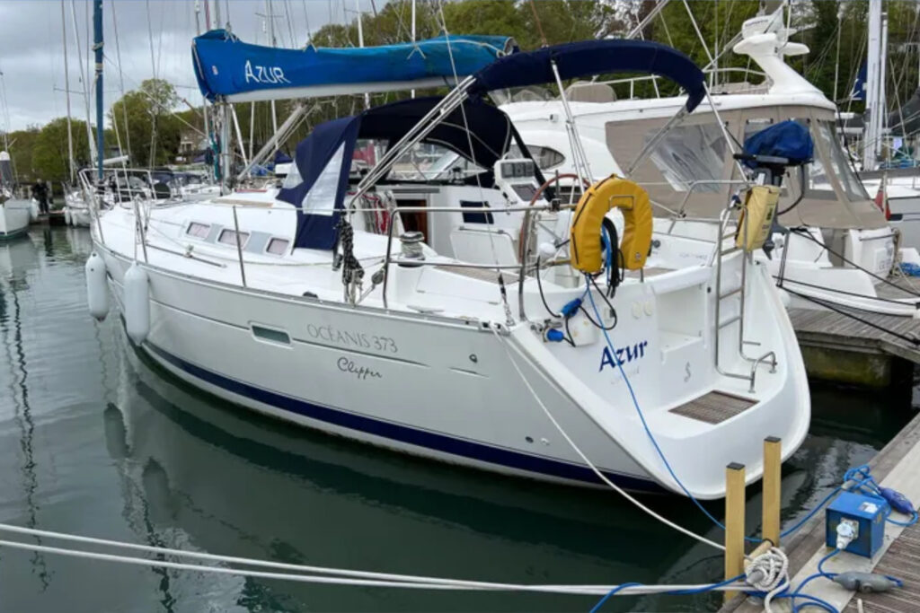 Beneteau Oceanis Clipper 373